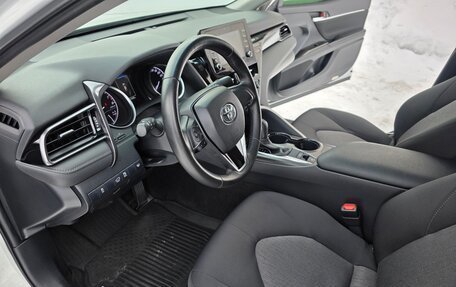 Toyota Camry, 2021 год, 3 200 000 рублей, 19 фотография