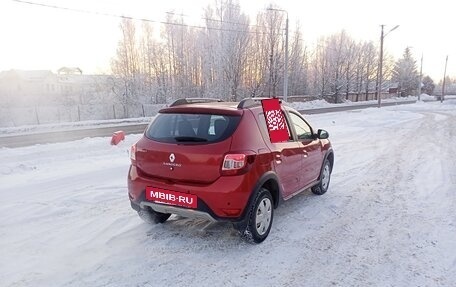 Renault Sandero II рестайлинг, 2017 год, 900 000 рублей, 5 фотография