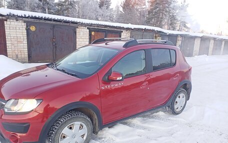 Renault Sandero II рестайлинг, 2017 год, 900 000 рублей, 8 фотография