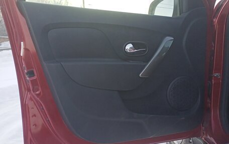 Renault Sandero II рестайлинг, 2017 год, 900 000 рублей, 9 фотография