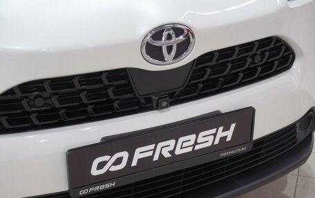 Toyota Yaris Cross, 2020 год, 2 205 000 рублей, 13 фотография