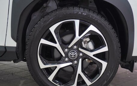 Toyota Yaris Cross, 2020 год, 2 205 000 рублей, 10 фотография