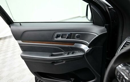 Ford Explorer VI, 2017 год, 2 325 000 рублей, 11 фотография