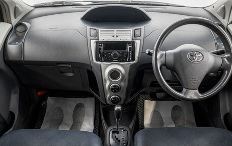 Toyota Vitz, 2006 год, 599 000 рублей, 10 фотография