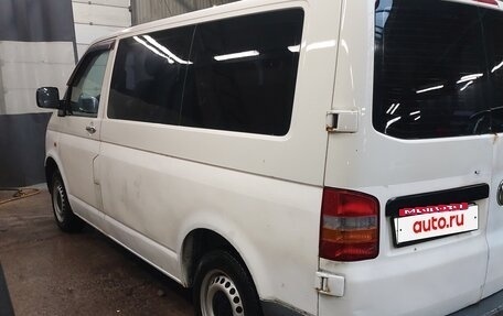 Volkswagen Transporter T5 рестайлинг, 2006 год, 830 000 рублей, 5 фотография