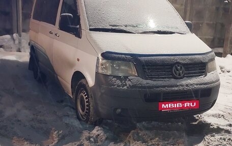 Volkswagen Transporter T5 рестайлинг, 2006 год, 830 000 рублей, 3 фотография