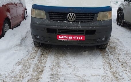 Volkswagen Transporter T5 рестайлинг, 2006 год, 830 000 рублей, 2 фотография