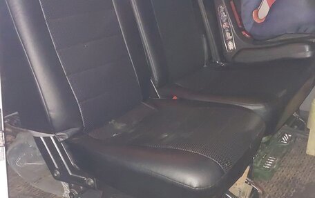 Volkswagen Transporter T5 рестайлинг, 2006 год, 830 000 рублей, 9 фотография