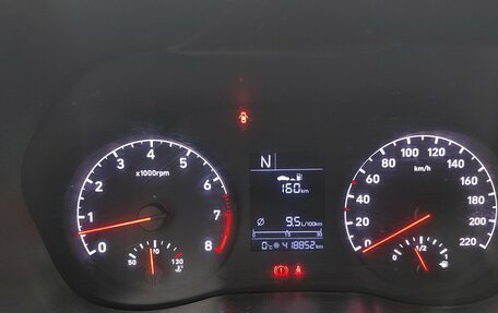 Hyundai Solaris II рестайлинг, 2018 год, 800 000 рублей, 8 фотография