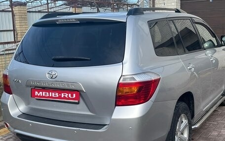 Toyota Highlander III, 2009 год, 1 500 000 рублей, 9 фотография