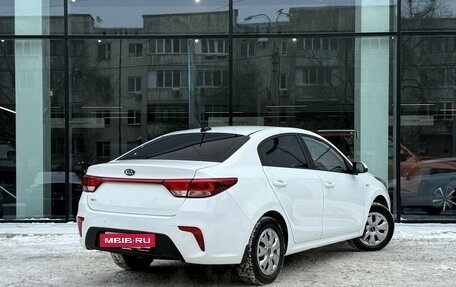 KIA Rio IV, 2018 год, 1 250 000 рублей, 5 фотография