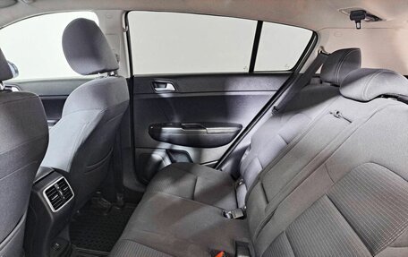 KIA Sportage IV рестайлинг, 2018 год, 2 059 000 рублей, 15 фотография