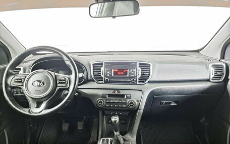 KIA Sportage IV рестайлинг, 2018 год, 2 059 000 рублей, 17 фотография