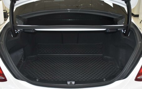 Mercedes-Benz C-Класс, 2018 год, 2 100 000 рублей, 26 фотография