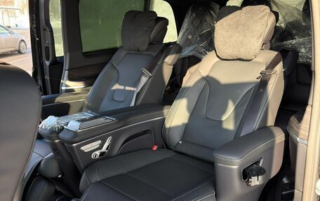 Mercedes-Benz V-Класс, 2025 год, 15 750 000 рублей, 4 фотография