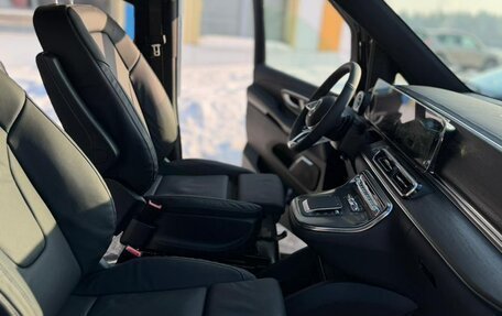 Mercedes-Benz V-Класс, 2025 год, 15 750 000 рублей, 3 фотография