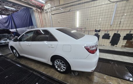 Toyota Camry, 2015 год, 1 350 000 рублей, 4 фотография