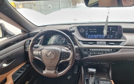 Lexus ES VII, 2020 год, 3 500 000 рублей, 21 фотография