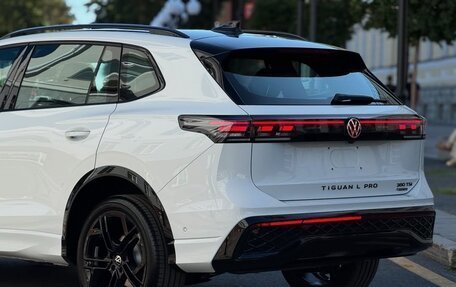 Volkswagen Tiguan, 2025 год, 4 725 000 рублей, 8 фотография