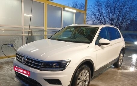 Volkswagen Tiguan II, 2017 год, 2 850 000 рублей, 6 фотография