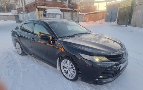Toyota Camry, 2019 год, 2 700 000 рублей, 1 фотография