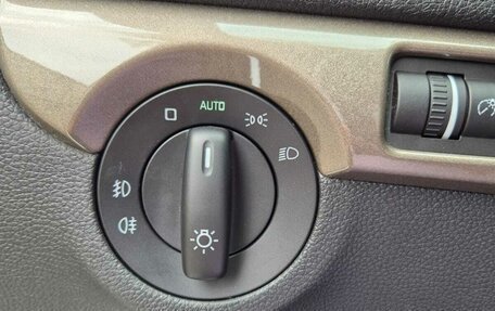 Skoda Yeti I рестайлинг, 2017 год, 1 400 000 рублей, 13 фотография