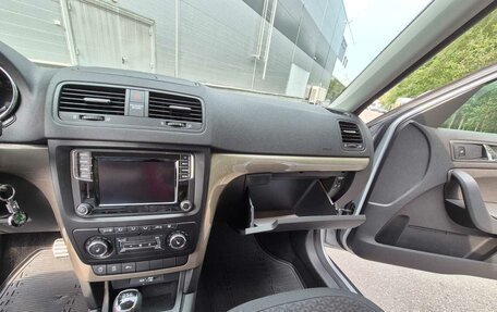 Skoda Yeti I рестайлинг, 2017 год, 1 400 000 рублей, 18 фотография