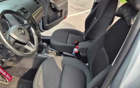 Skoda Yeti I рестайлинг, 2017 год, 1 400 000 рублей, 23 фотография