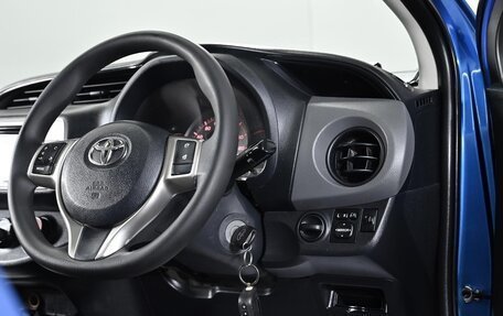 Toyota Vitz, 2014 год, 599 000 рублей, 9 фотография