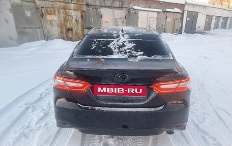 Toyota Camry, 2019 год, 2 700 000 рублей, 6 фотография
