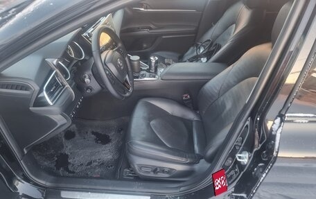 Toyota Camry, 2019 год, 2 700 000 рублей, 21 фотография