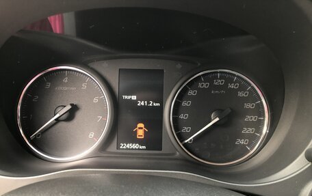 Mitsubishi Outlander III рестайлинг 3, 2012 год, 1 295 000 рублей, 7 фотография