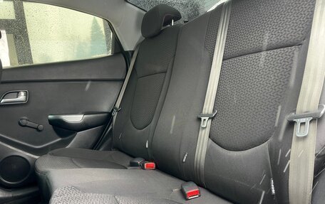 KIA Rio III рестайлинг, 2013 год, 869 000 рублей, 16 фотография