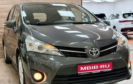Toyota Verso I, 2013 год, 1 450 000 рублей, 1 фотография