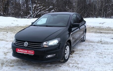 Volkswagen Polo VI (EU Market), 2015 год, 597 000 рублей, 1 фотография