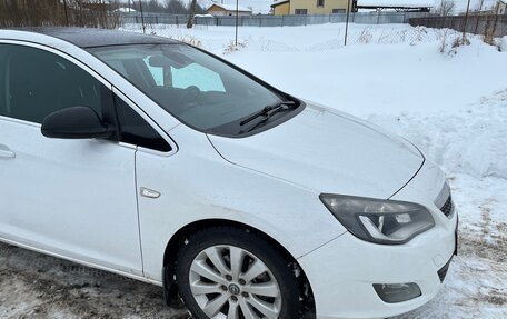 Opel Astra J, 2011 год, 849 000 рублей, 5 фотография