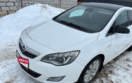 Opel Astra J, 2011 год, 849 000 рублей, 3 фотография