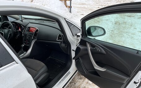 Opel Astra J, 2011 год, 849 000 рублей, 19 фотография