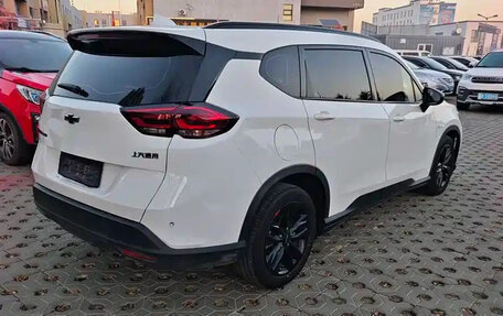 Chevrolet Orlando, 2023 год, 1 550 000 рублей, 4 фотография