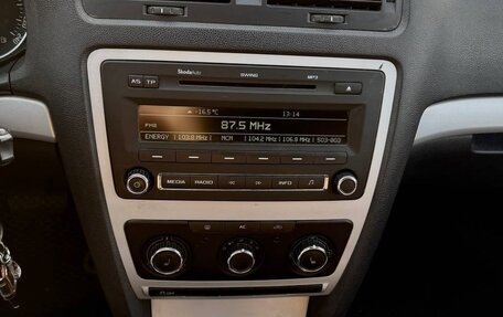 Skoda Octavia, 2011 год, 700 000 рублей, 10 фотография