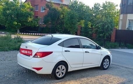 Hyundai Solaris II рестайлинг, 2016 год, 800 000 рублей, 5 фотография