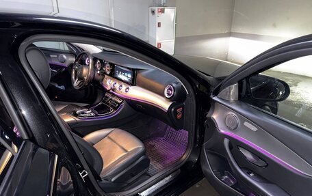 Mercedes-Benz E-Класс, 2020 год, 3 300 000 рублей, 14 фотография