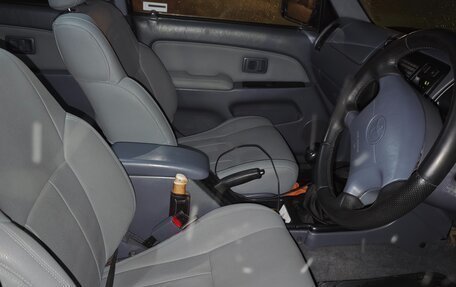 Toyota Hilux Surf III рестайлинг, 1998 год, 1 300 000 рублей, 8 фотография