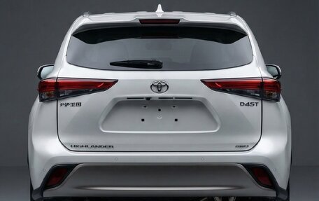 Toyota Highlander, 2025 год, 5 700 000 рублей, 17 фотография