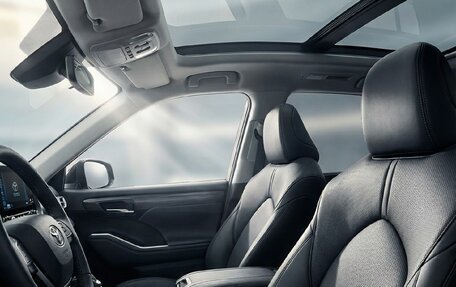 Toyota Highlander, 2025 год, 5 700 000 рублей, 14 фотография