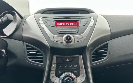 Hyundai Elantra V, 2013 год, 850 000 рублей, 10 фотография