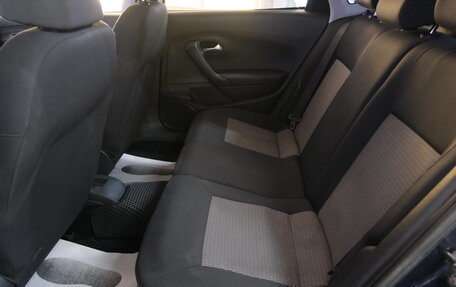 Volkswagen Polo VI (EU Market), 2011 год, 829 000 рублей, 22 фотография