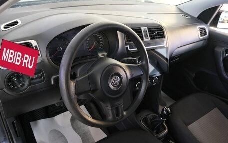 Volkswagen Polo VI (EU Market), 2011 год, 829 000 рублей, 12 фотография