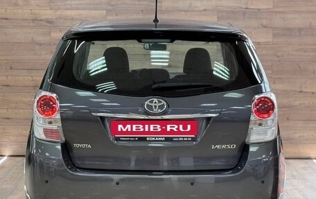 Toyota Verso I, 2013 год, 1 450 000 рублей, 26 фотография