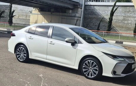 Toyota Corolla, 2019 год, 1 900 000 рублей, 5 фотография